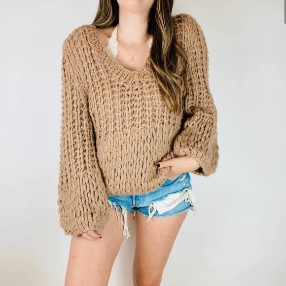 Moon River Chunky Knit Flare Sleeves Sweater - Picture 1 of 8